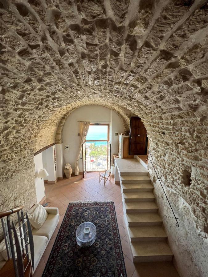 Admirari Lägenhet Tropea Exteriör bild